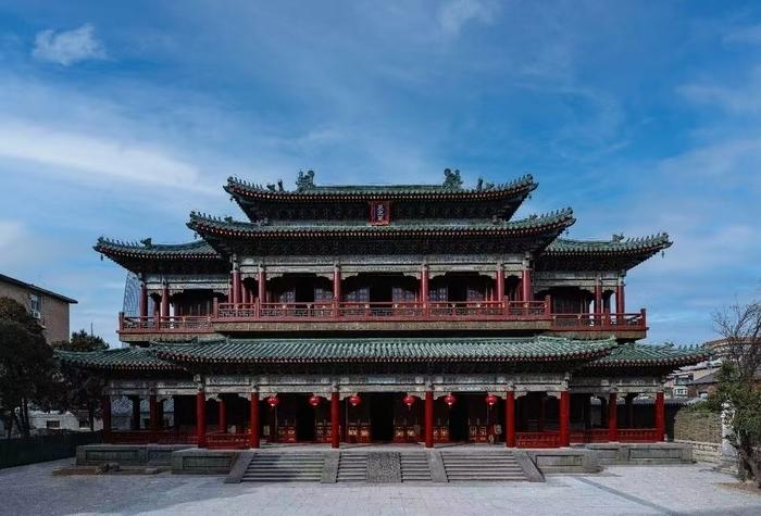 2月18日，经过修缮保护的山东古建筑博物馆正式试运行开放，吸引了广大市民游客前来