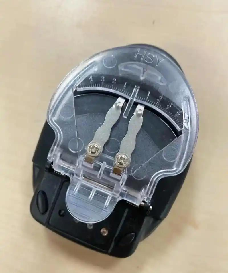 它曾经是有一个很牛的名字，叫做万能充。现在它什么也充不了。

不要老拿过去的丰功