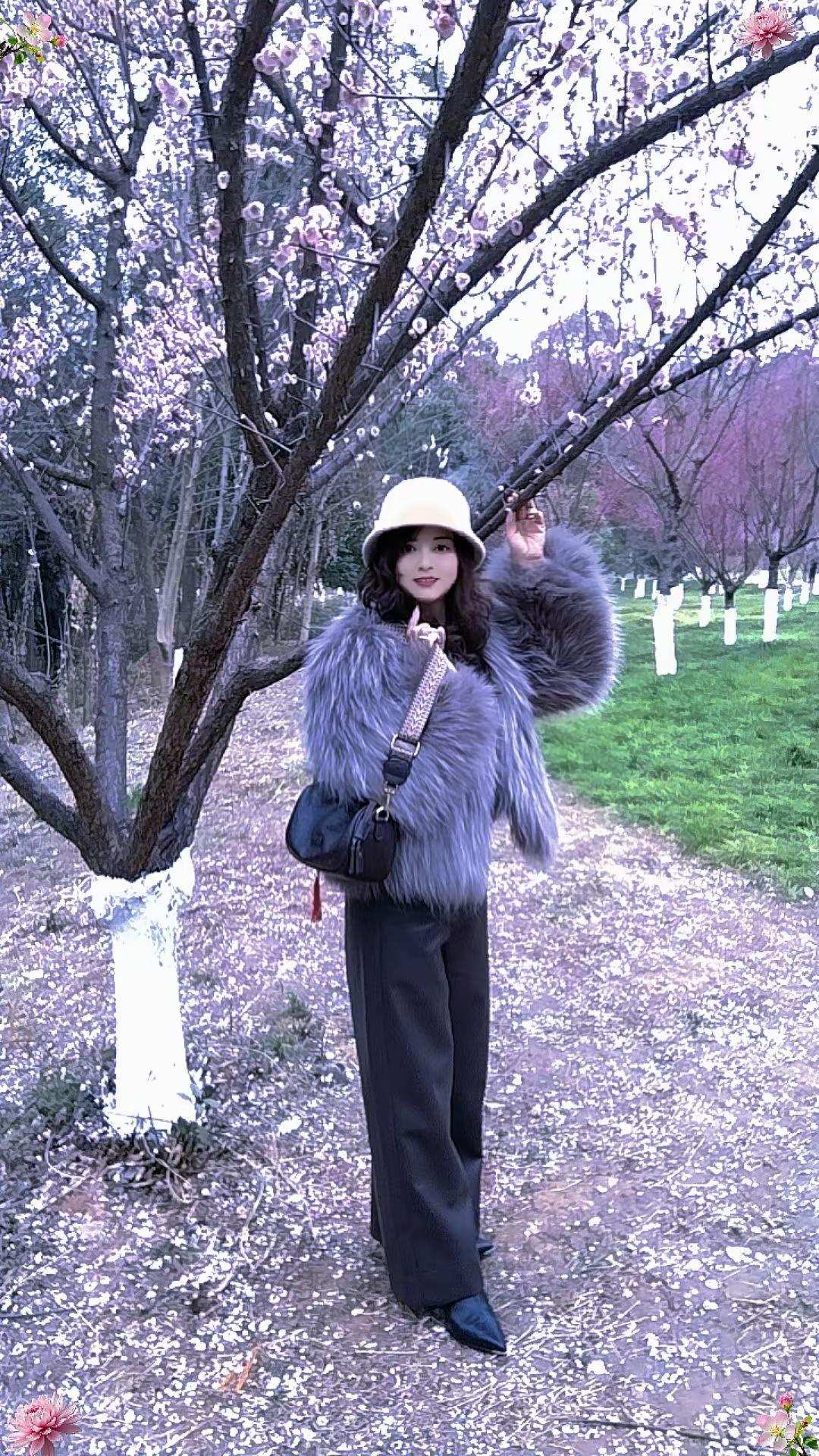 美颜一开，是不是很哇塞😂😂