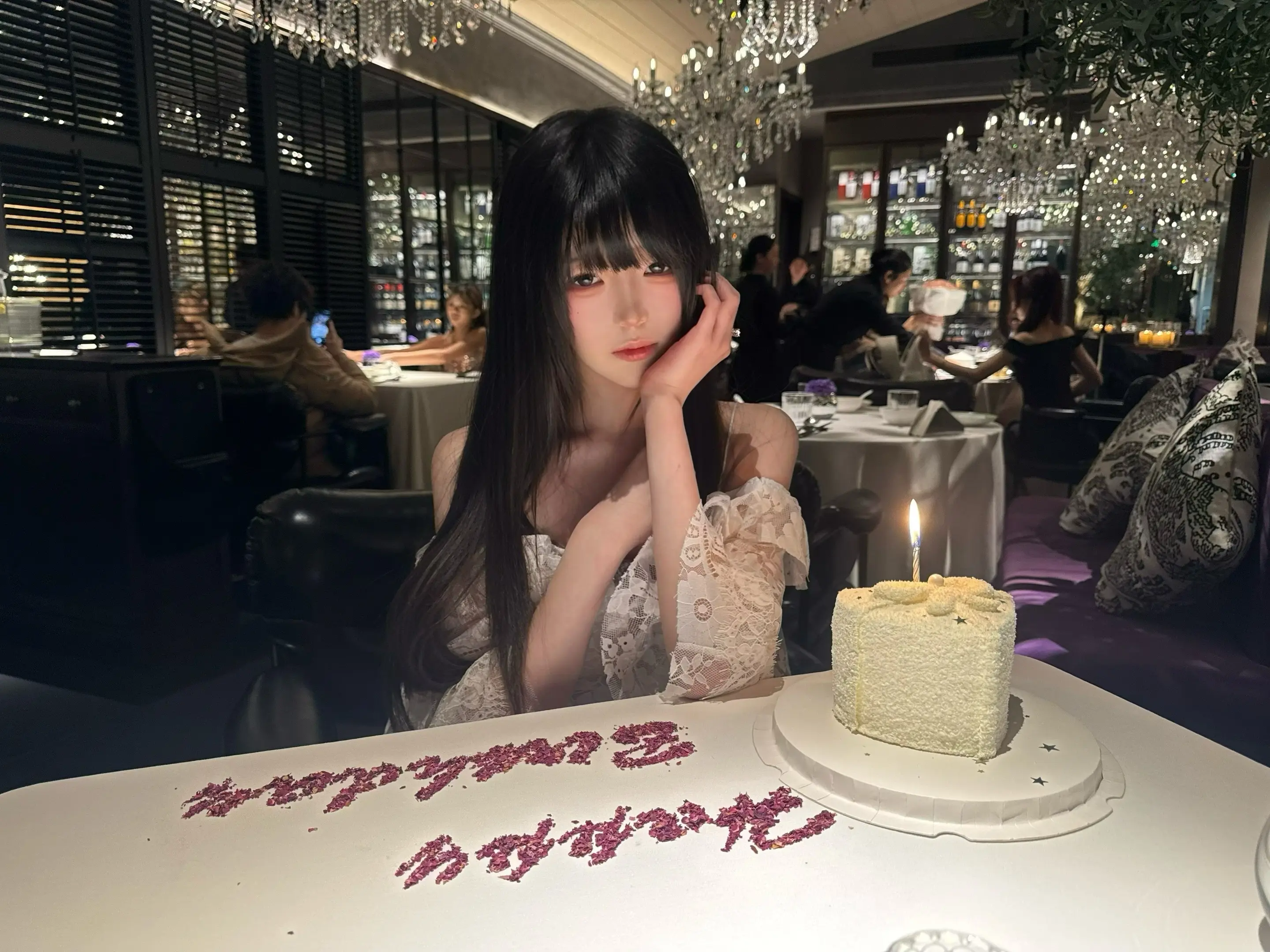 蜡烛吹灭的瞬间 时间定格永远