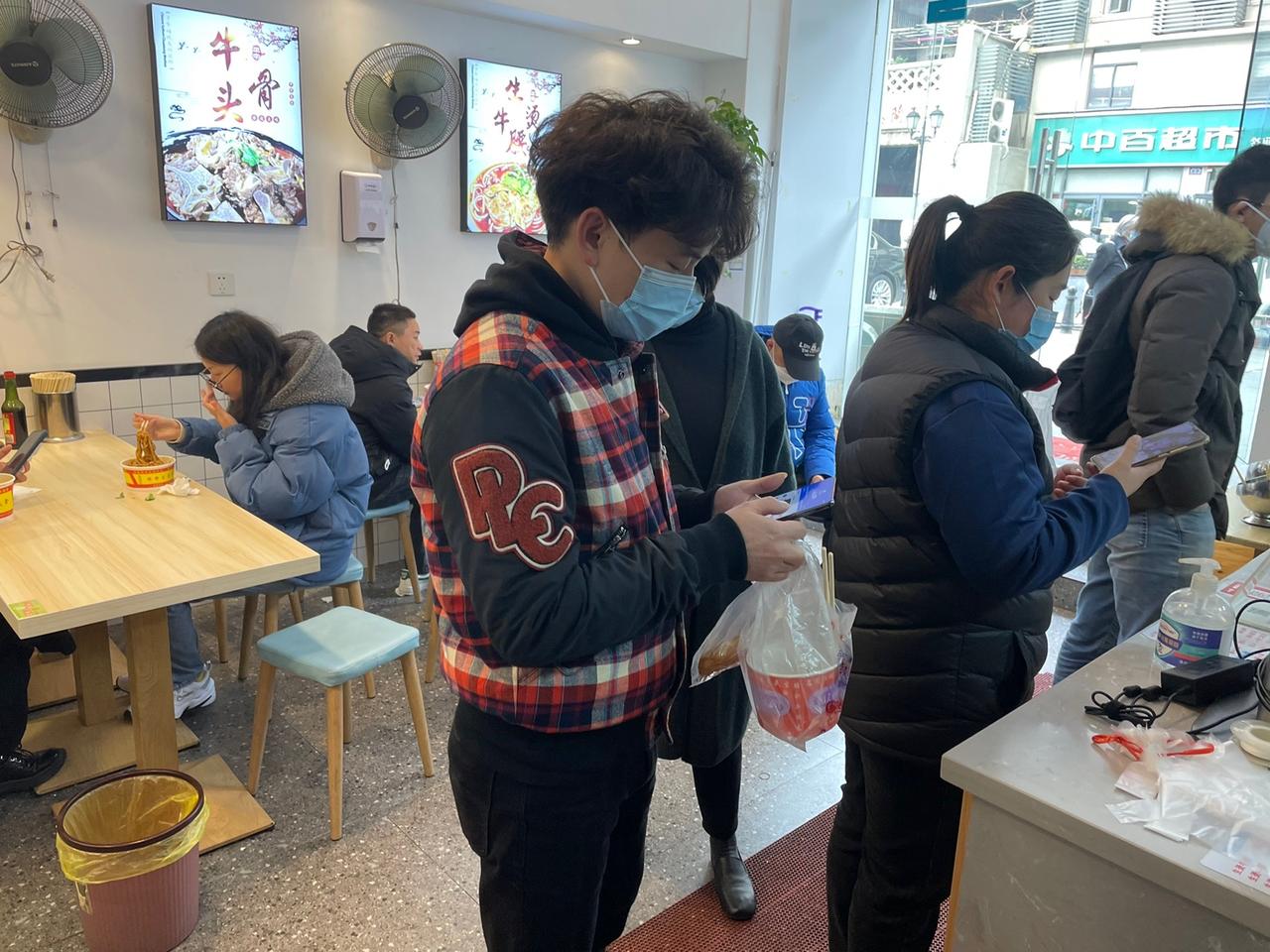 今天开始营业了，做好防疫，保证味道，感谢新老顾客的照顾#疫情下的餐饮 #真材实料