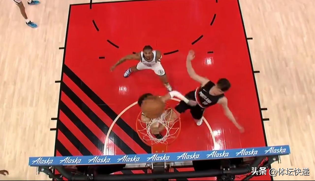 杨瀚森上场9分钟拿到4分三篮板正负值十2。在开扣者与篮网的比赛中，杨瀚森第四节出