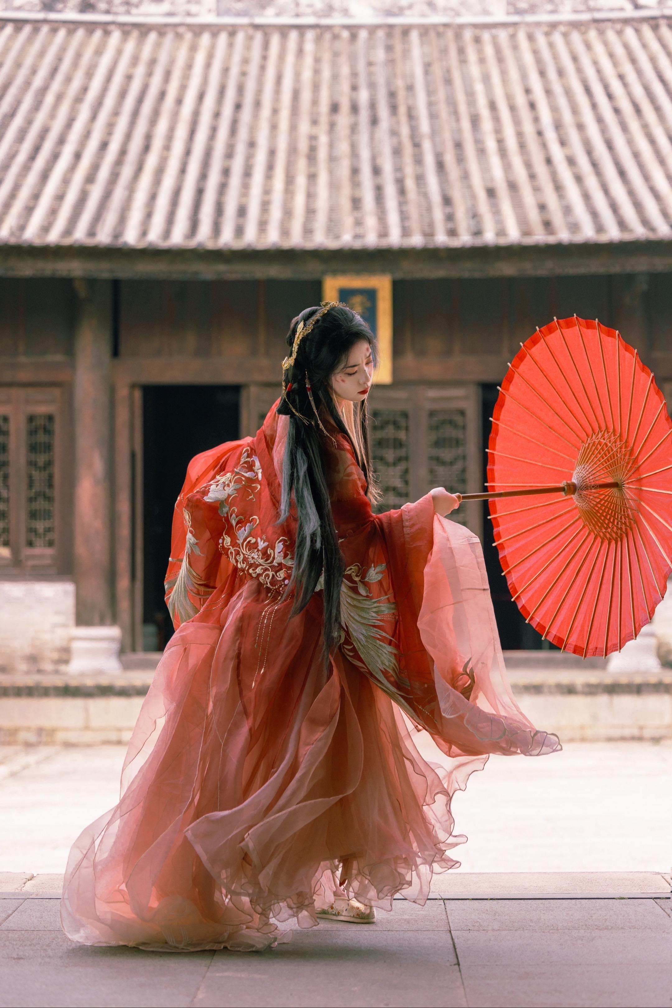 “我是你的妻还是你的棋”