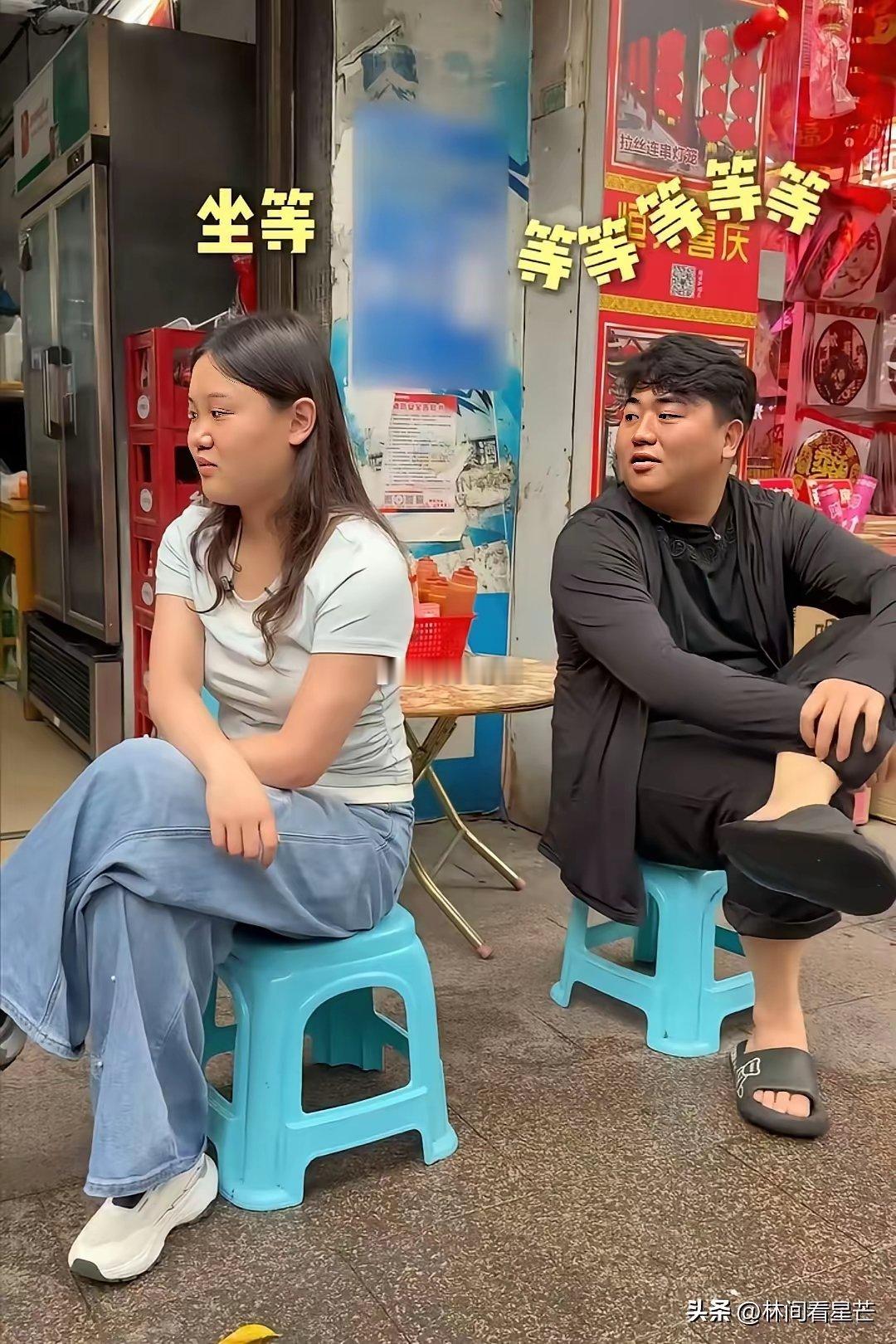 这两人真的太像了，不止正面，侧面也很像甚至觉得张家齐现在比全红婵更像她哥 