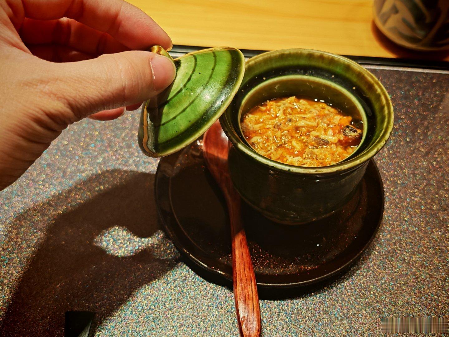 今天食了阿妈家姐(Omakase)感觉好久没吃了嗯……就还不错，吃了很多不同款色