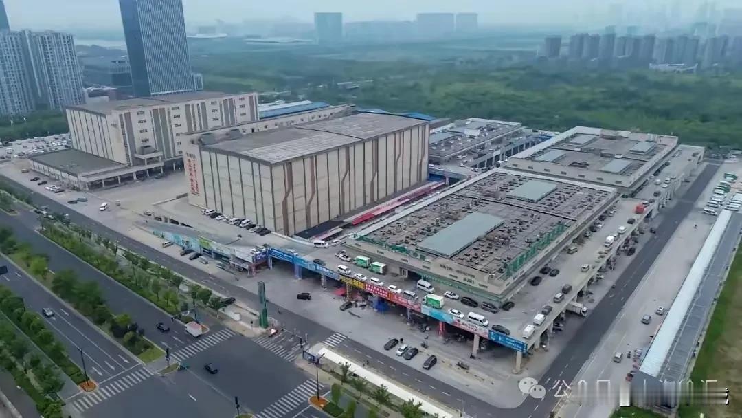 上海到南通的“菜市场”专车？居然有人热捧？还不如去启东呢！

这周，上海开通了一