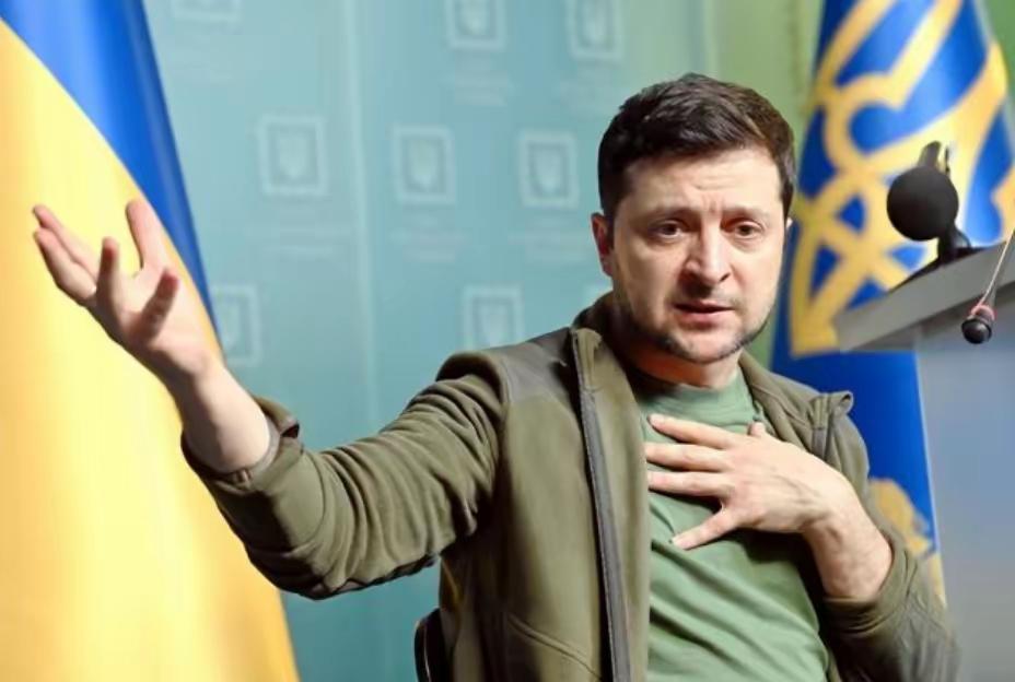 泽连斯基如今怕是满心憋屈，进退两难。
 
俄罗斯这边直接下了最后通牒，明明白白告