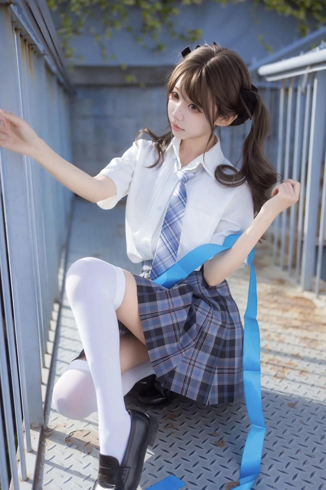 青春校园风，少女与蓝带，甜美与活力并存！💙💙💙