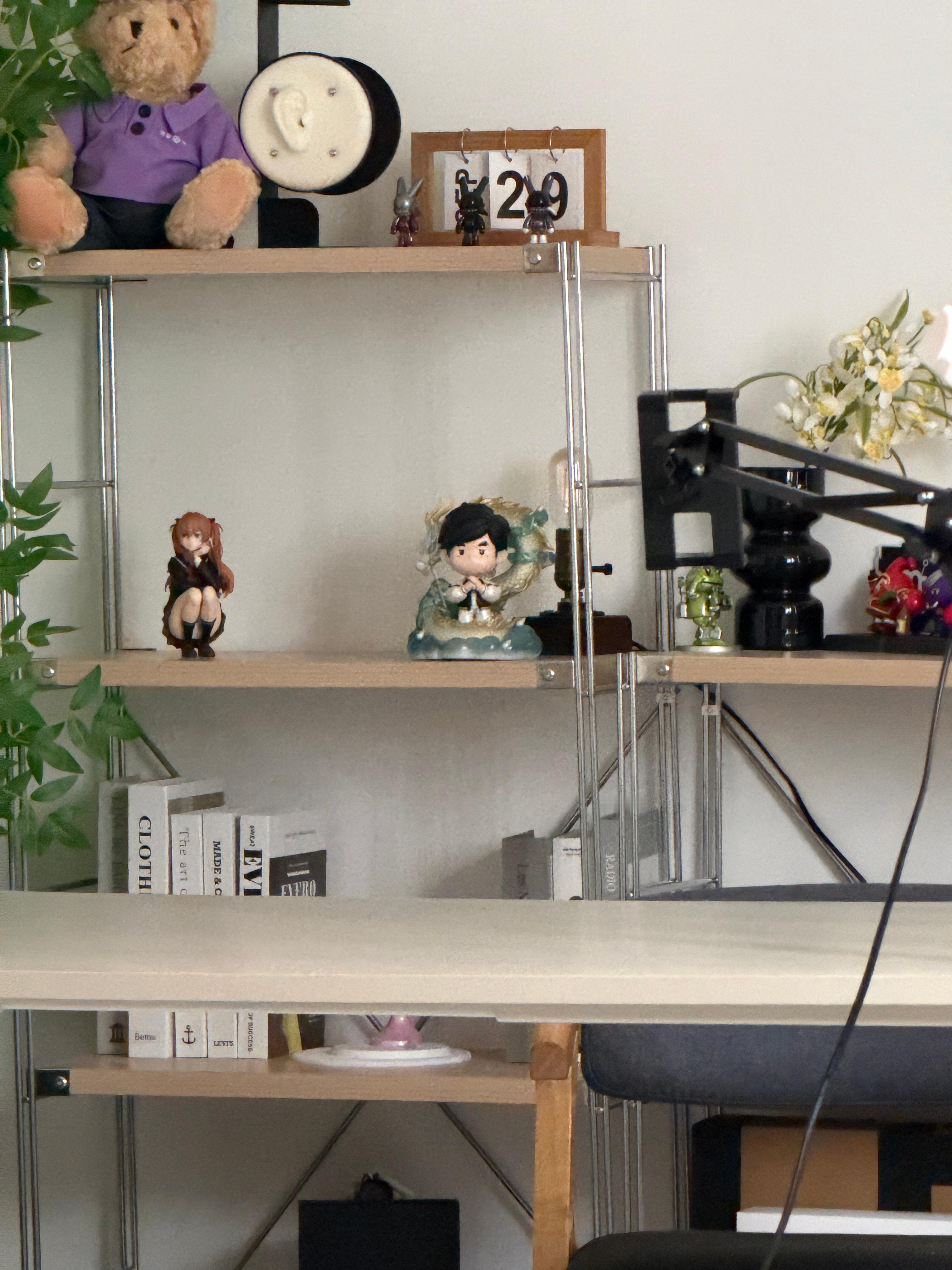 暴雨大暴雨快来了深圳这会正在下雨，我用苹果拍一下现在的市内的样子糊是因为天真黑，