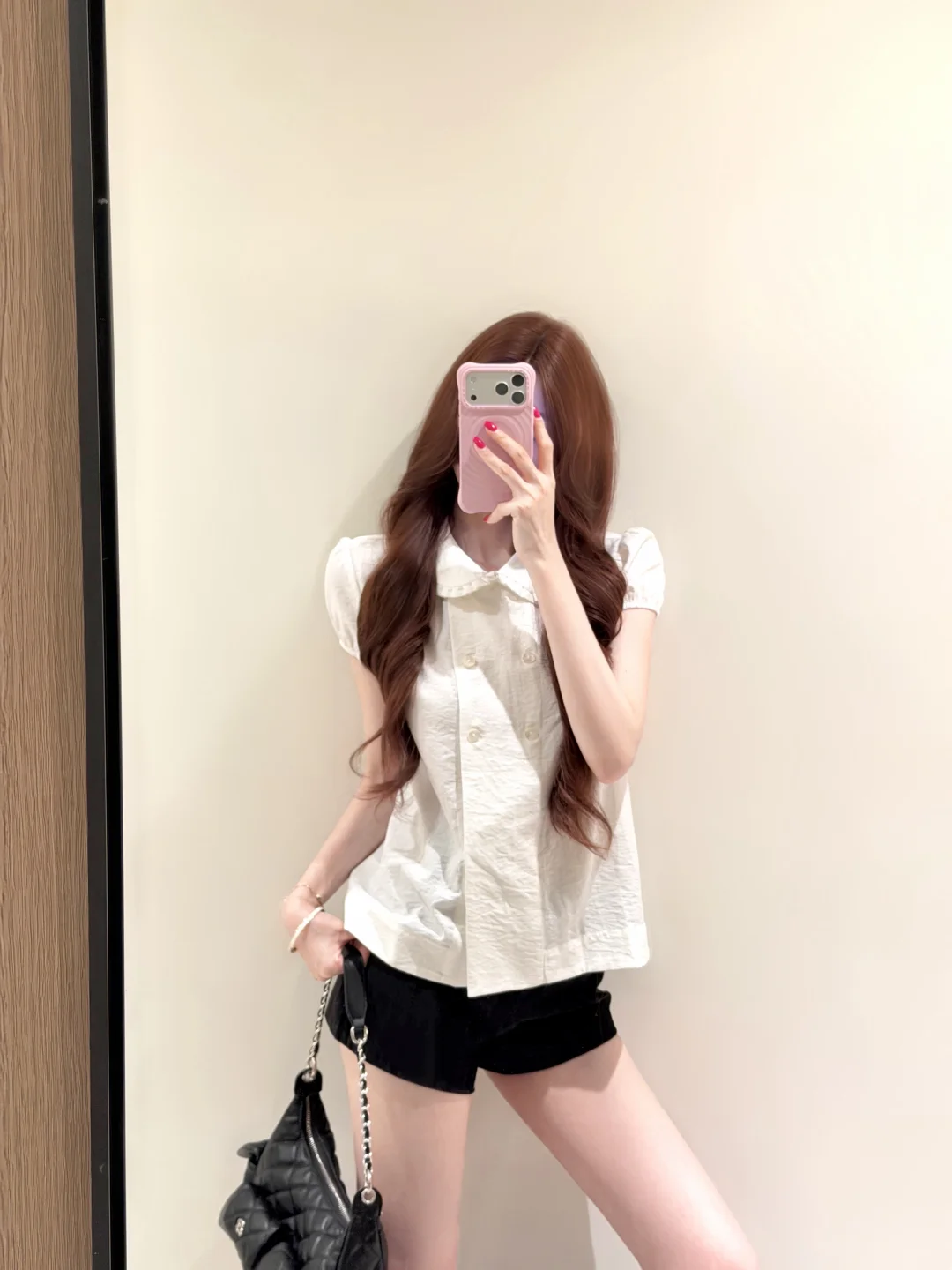 🤳🏻🧳🐈穿上乖乖滴娃娃领衬衣～