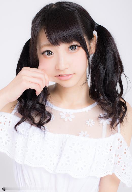16岁的武田玲奈 