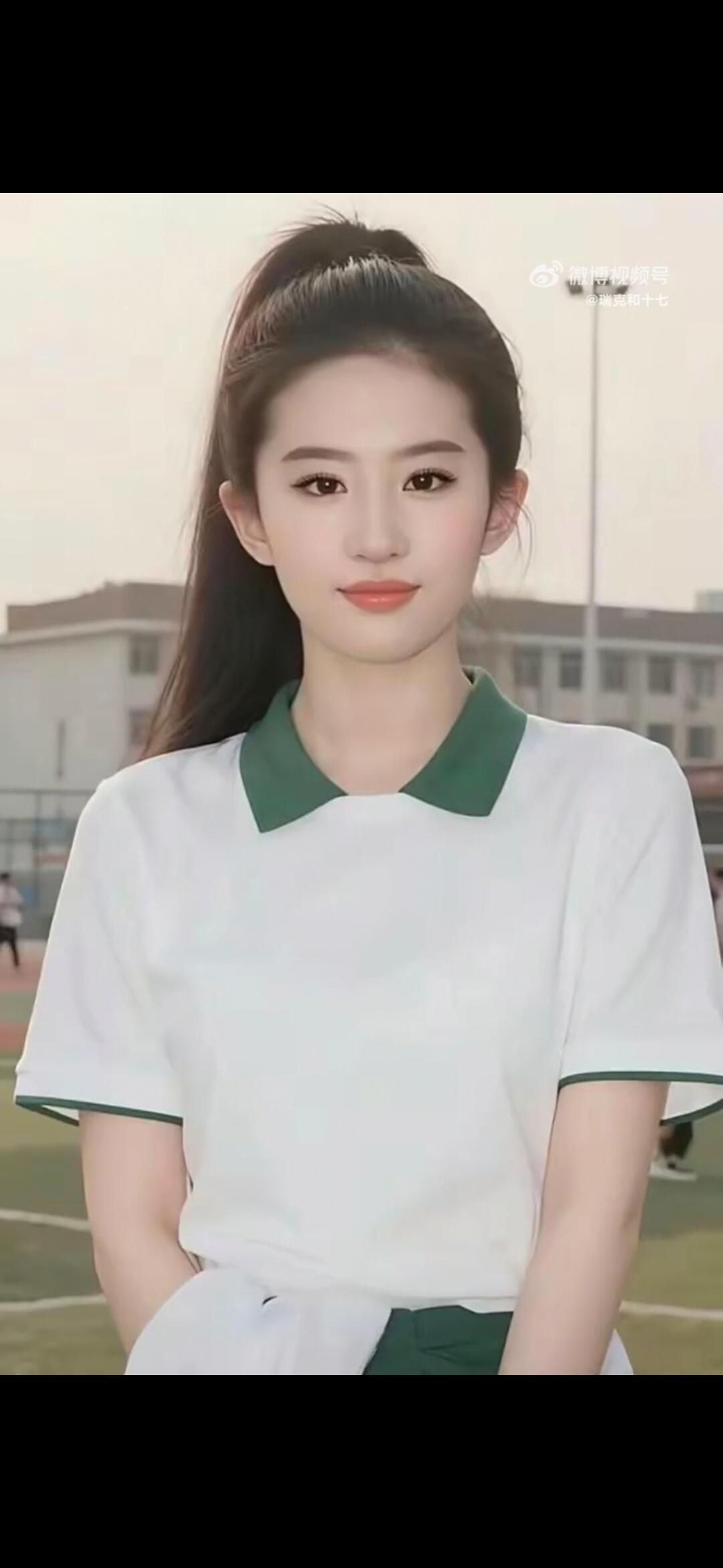 14岁的刘亦菲和38岁的刘亦菲看来“富养女儿”真的太重要了，刘亦菲就是活生生的例