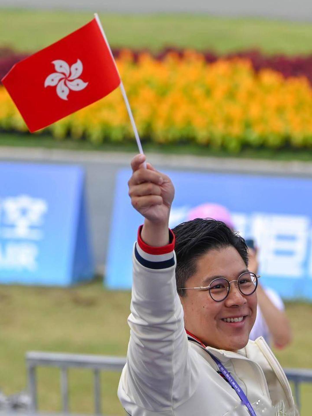全运会香港队🇭🇰少写俩字，泪目了多少人！

刷全运会直播，突然发现：香港队标