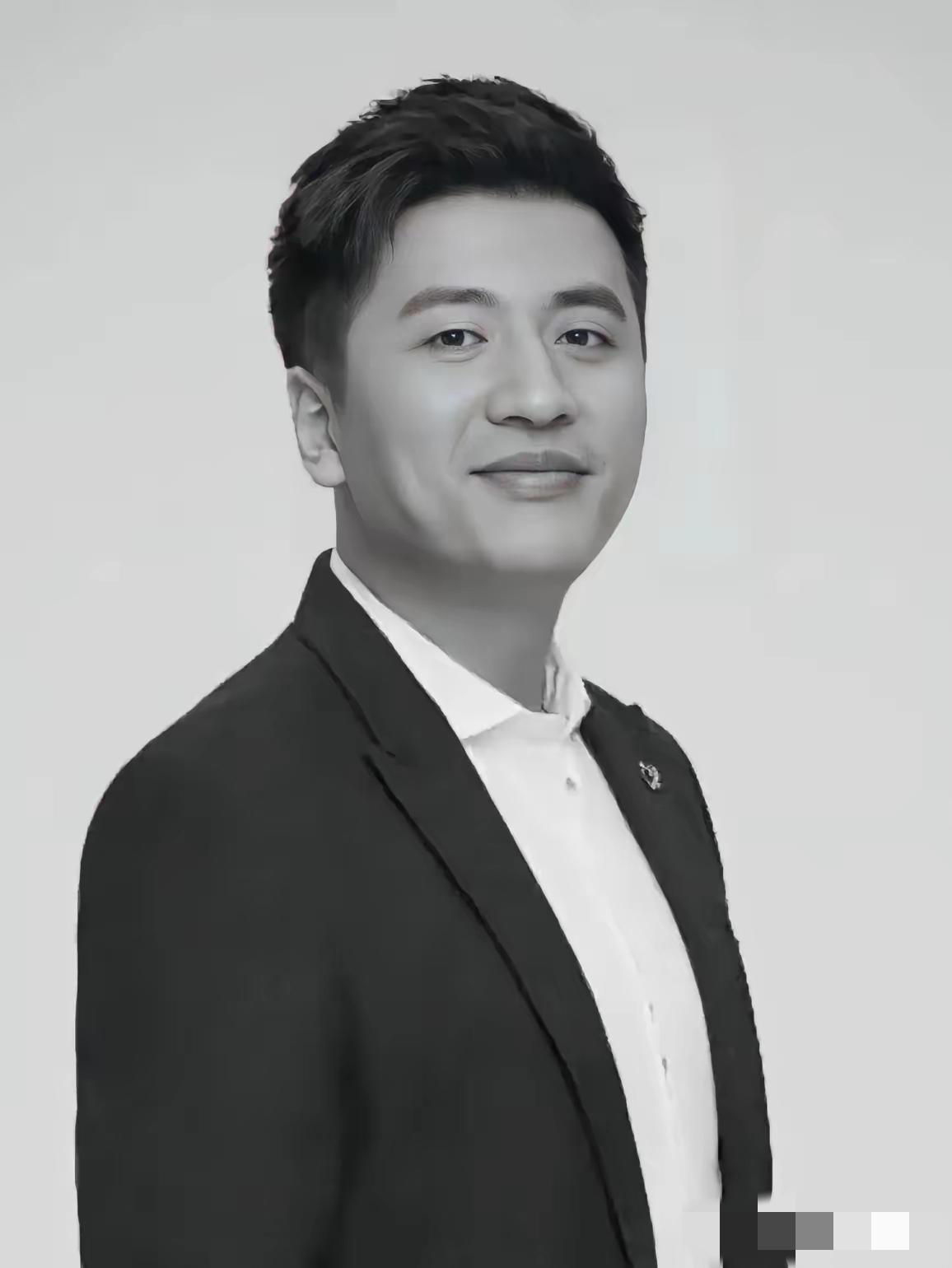 张雪峰的捐款记录，他当初说要捐5000万收复台湾被攻击被网暴，但是没有改变他的公