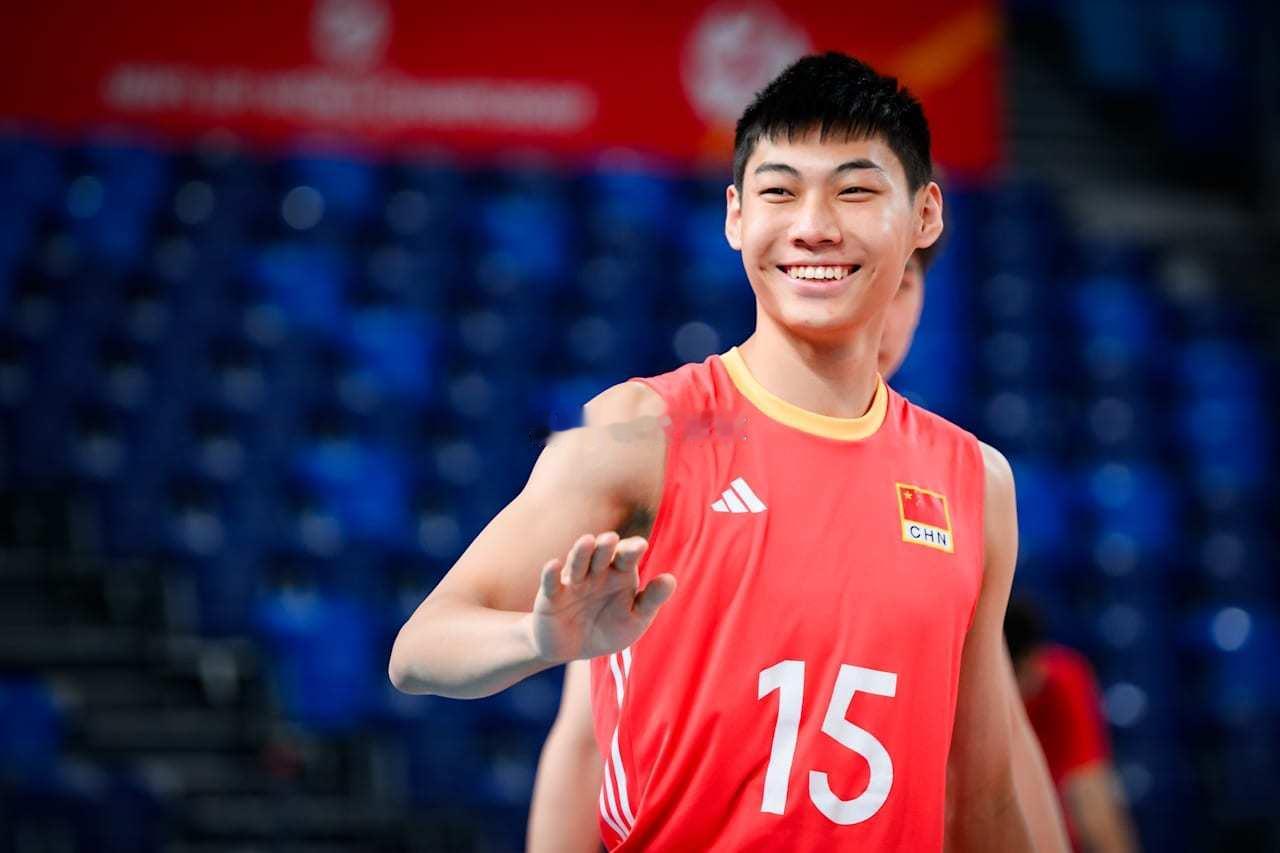中国U21男排3-1土耳其中国男排主攻王泊涵15分（27扣12中1失误被拦、3拦