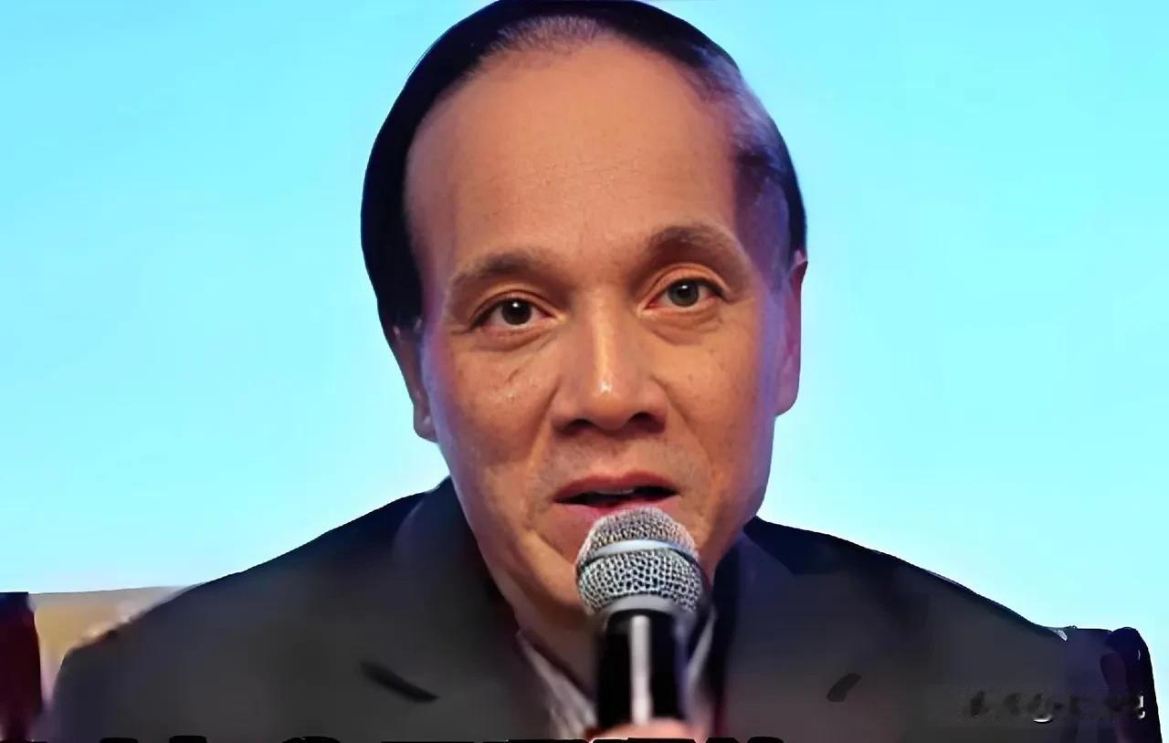 越南教授丁贤良在电视台表示：亚洲如果没有中国挡着，亚洲早已战火不断，早已被西方瓜