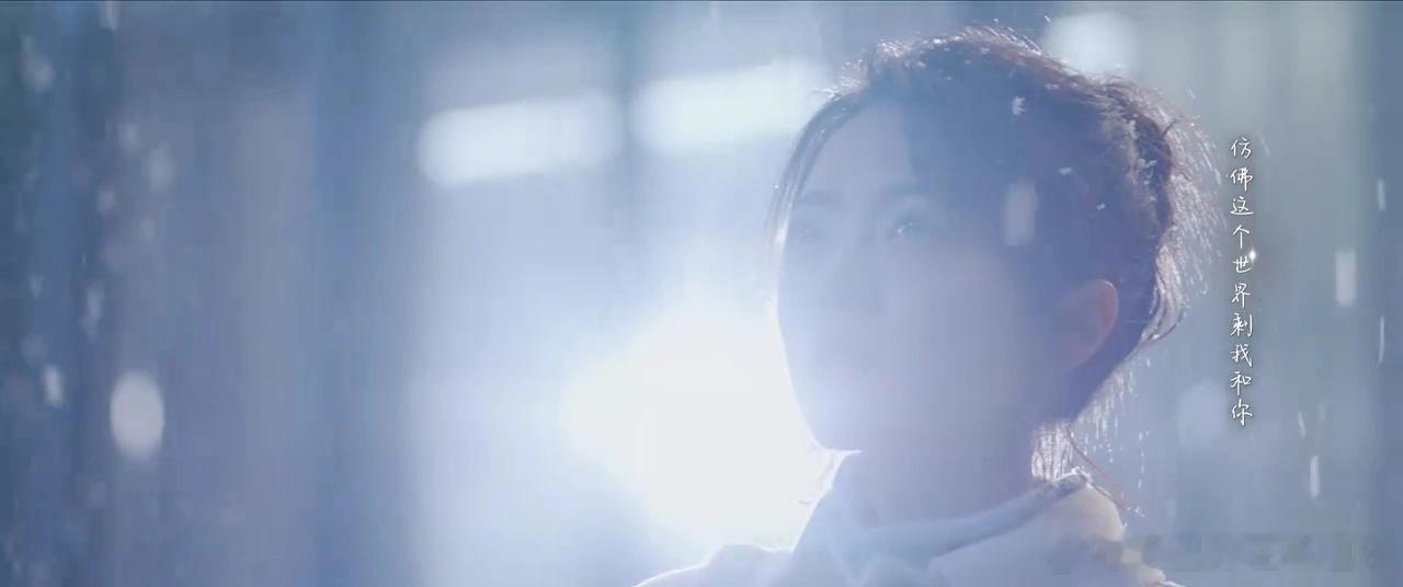 骄阳似我 光污染 第10集这段本身应该是想要拍成男女主关系更近一步的名场面，但是