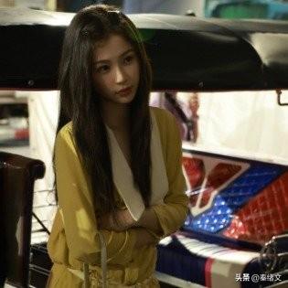 虞书欣“小姜暮”跑姿火出圈！做娱乐号就抓这种“细节萌”
 
虞书欣演的姜暮一跑步