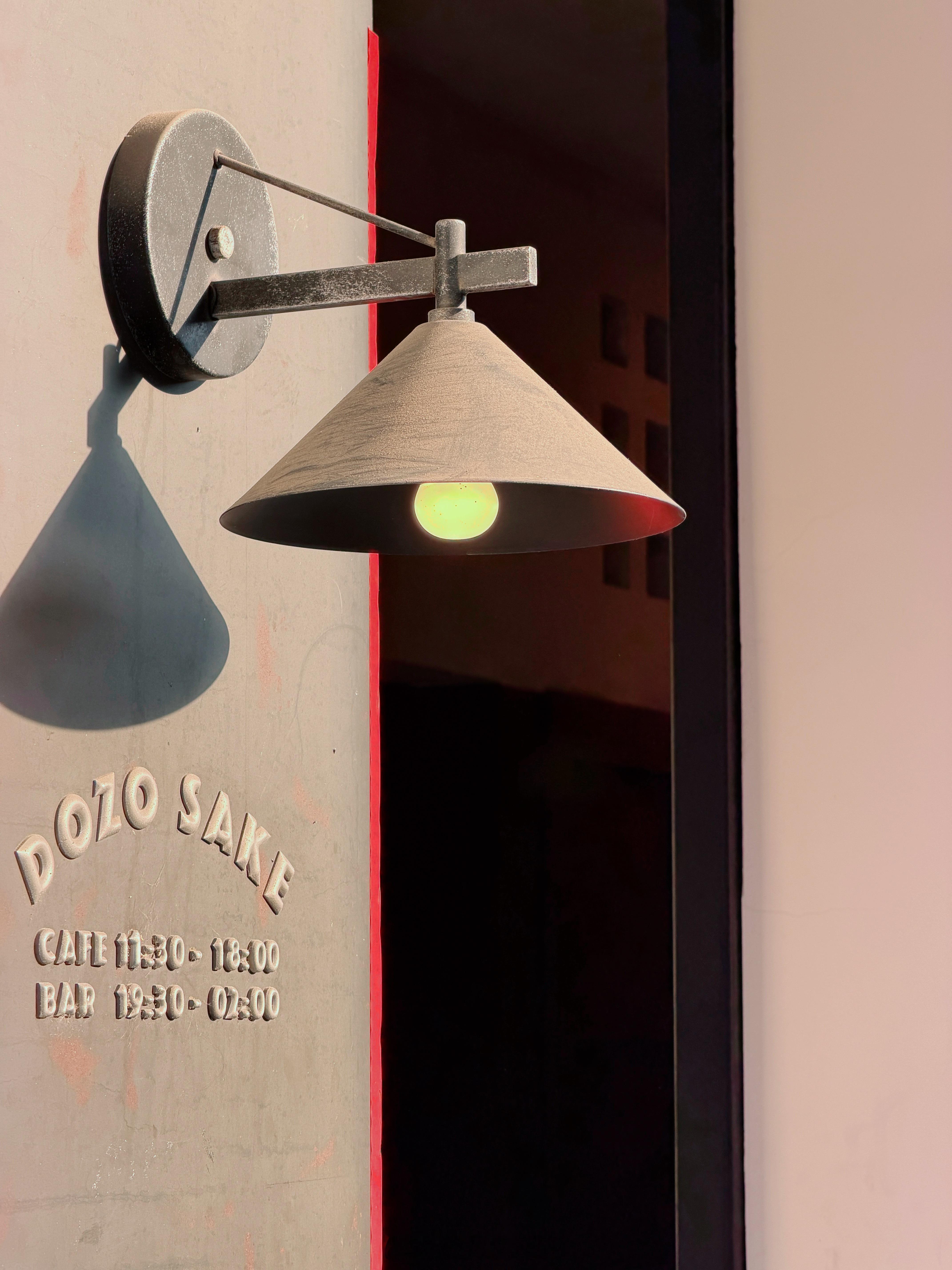 环境确实是不错，地理位置得天独厚，也算是鼓楼区难得能保存下来的骑楼街了，露台一坐