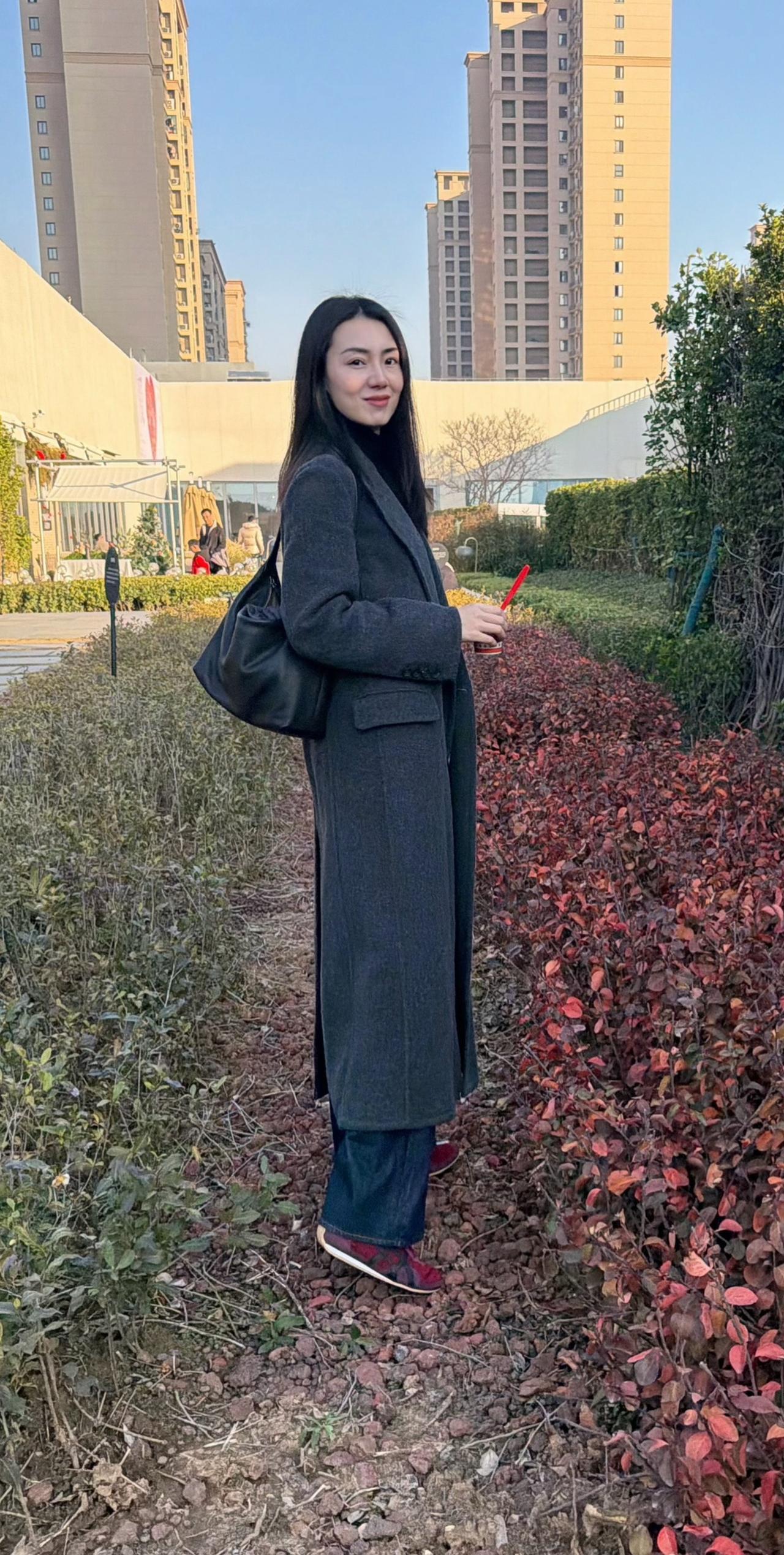 祝你是你，无所谓意义
街拍 秋冬穿搭