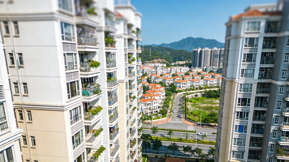 买完黄金又买白银 祈福生活服务继续“不务正业”