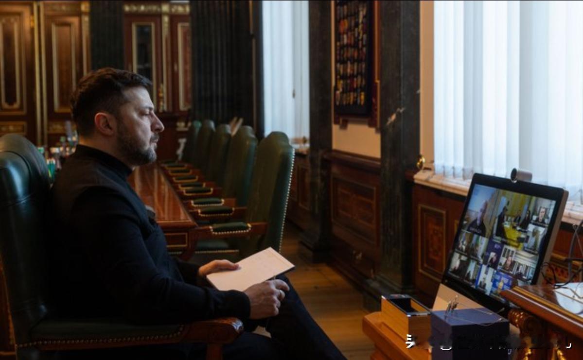 泽连斯基表示，俄罗斯对乌克兰发射450架无人机和多枚导弹！
2月3，晚间看点，