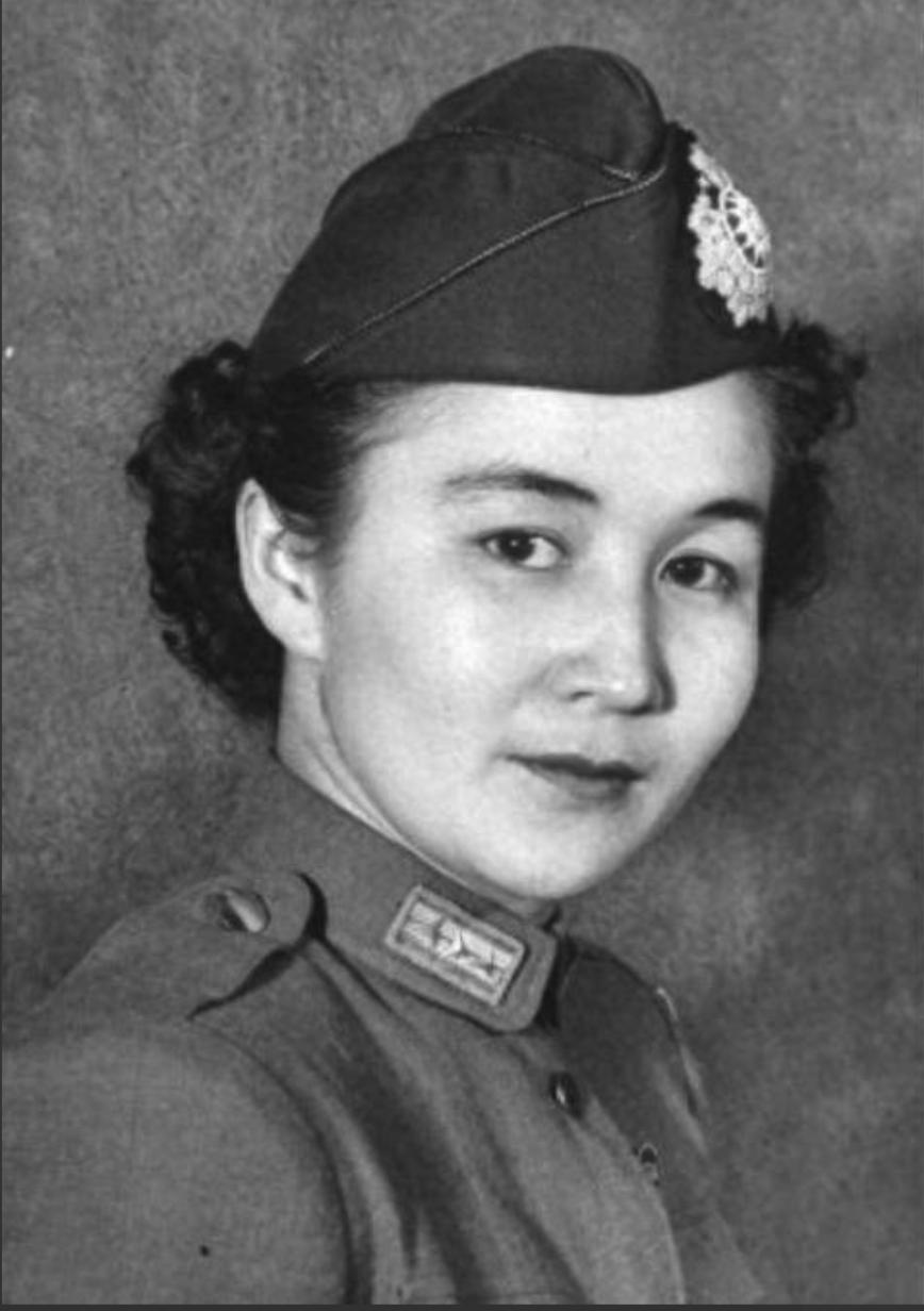 1937 年，日本特务影佐祯昭到上海福州路长三堂子，看中一位有俄罗斯血统的女人，
