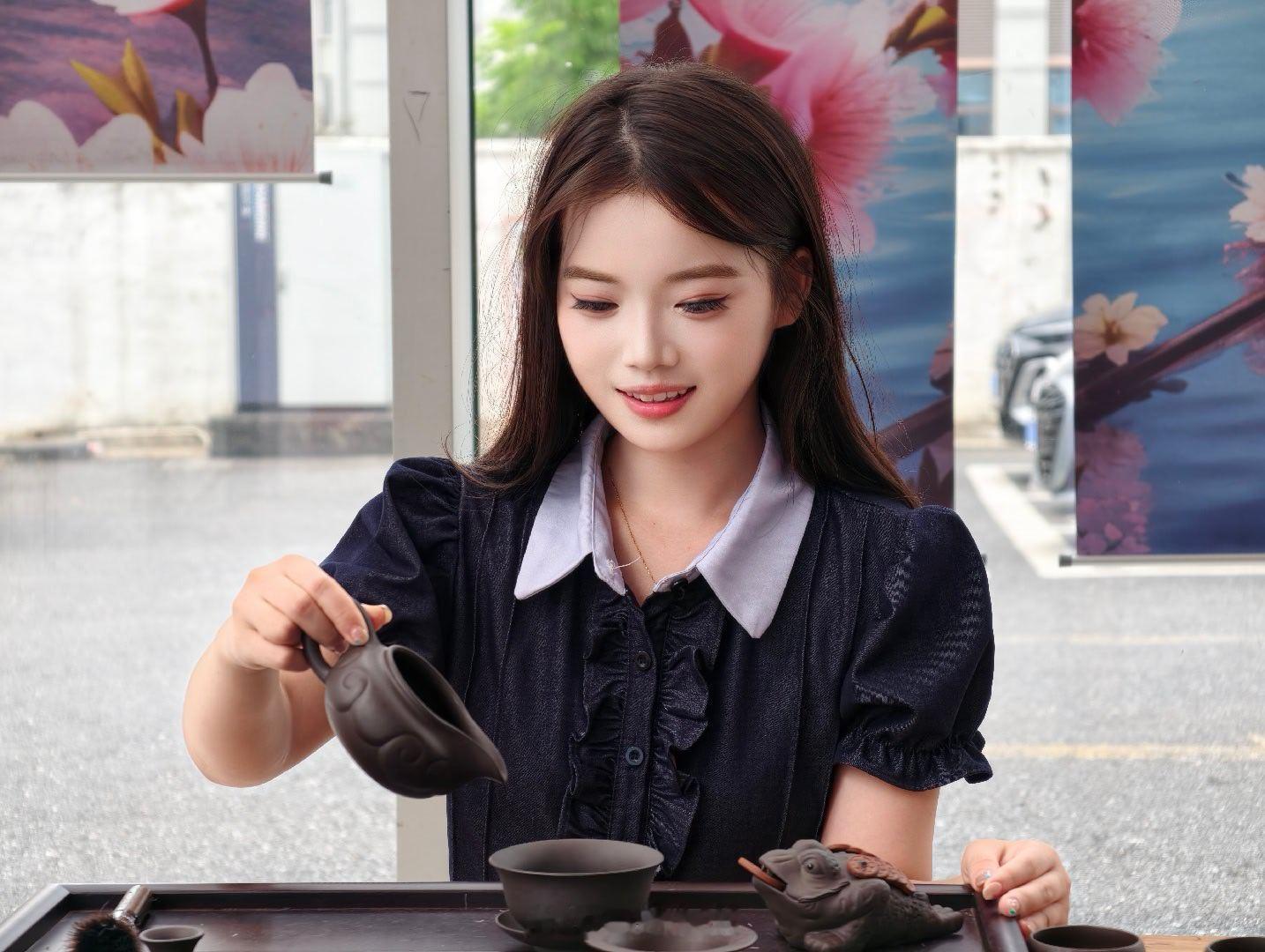 最近迷上喝茶了，打算好好学学怎么沏茶，等学会了，泡给大家尝尝！ 