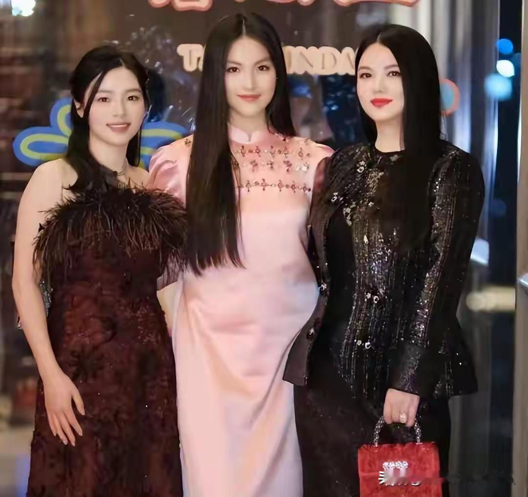 李湘翻车，我一点不觉得意外。来这人世间几十年，从未见过如此张狂之人。吃饭要晒、穿