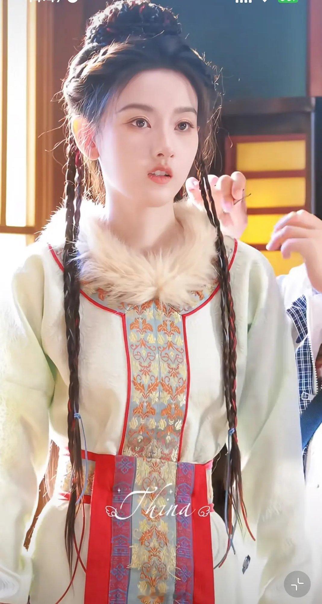 宋祖儿《司宫令》的路透好漂亮 代拍设备好高清室内那些代拍蹲哪里拍哒？ 