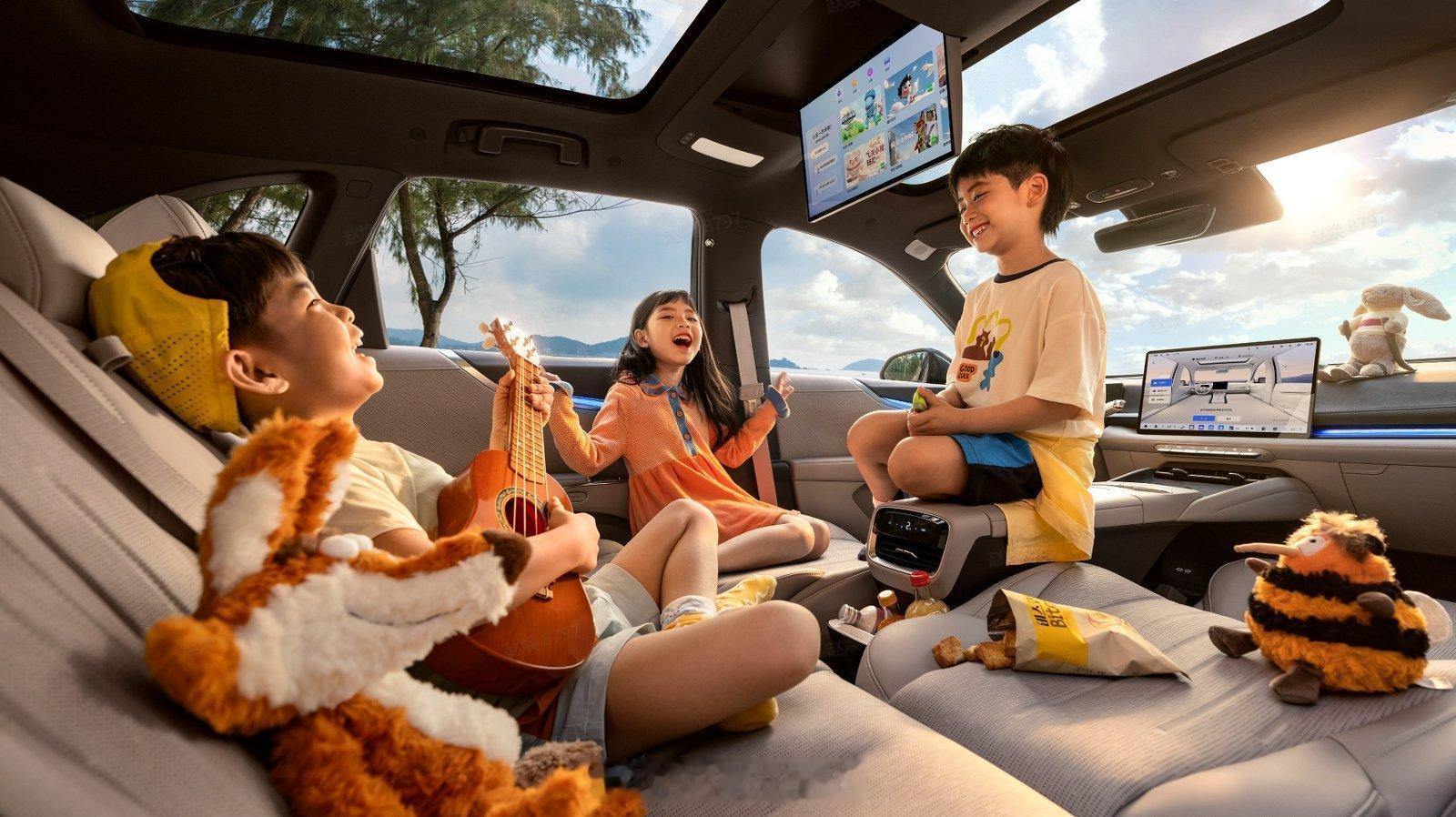 别克至境E7上市并开启交付，限时权益价15.49万起，下订可享“满分置换补贴礼”