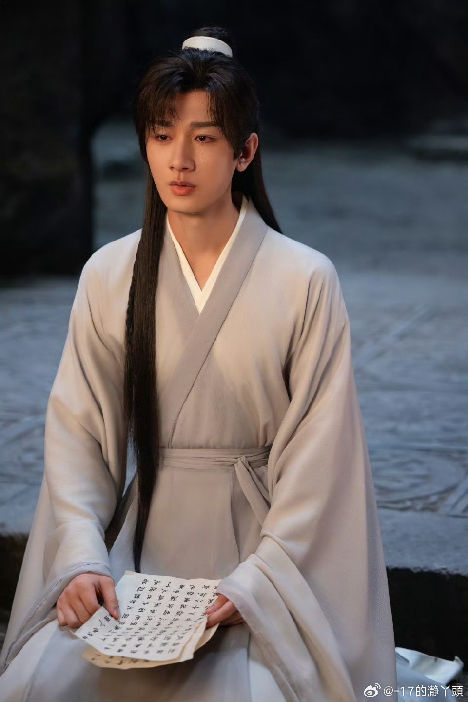 R成毅天地剑心cy成毅王权富贵你如清风，吹进我的世界，又如明月，照耀在我的身上。