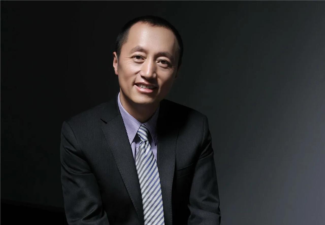 万科回应拟转让逾87亿项目资产传闻，北师大教授董藩：万科不会垮掉，但会重伤，问题