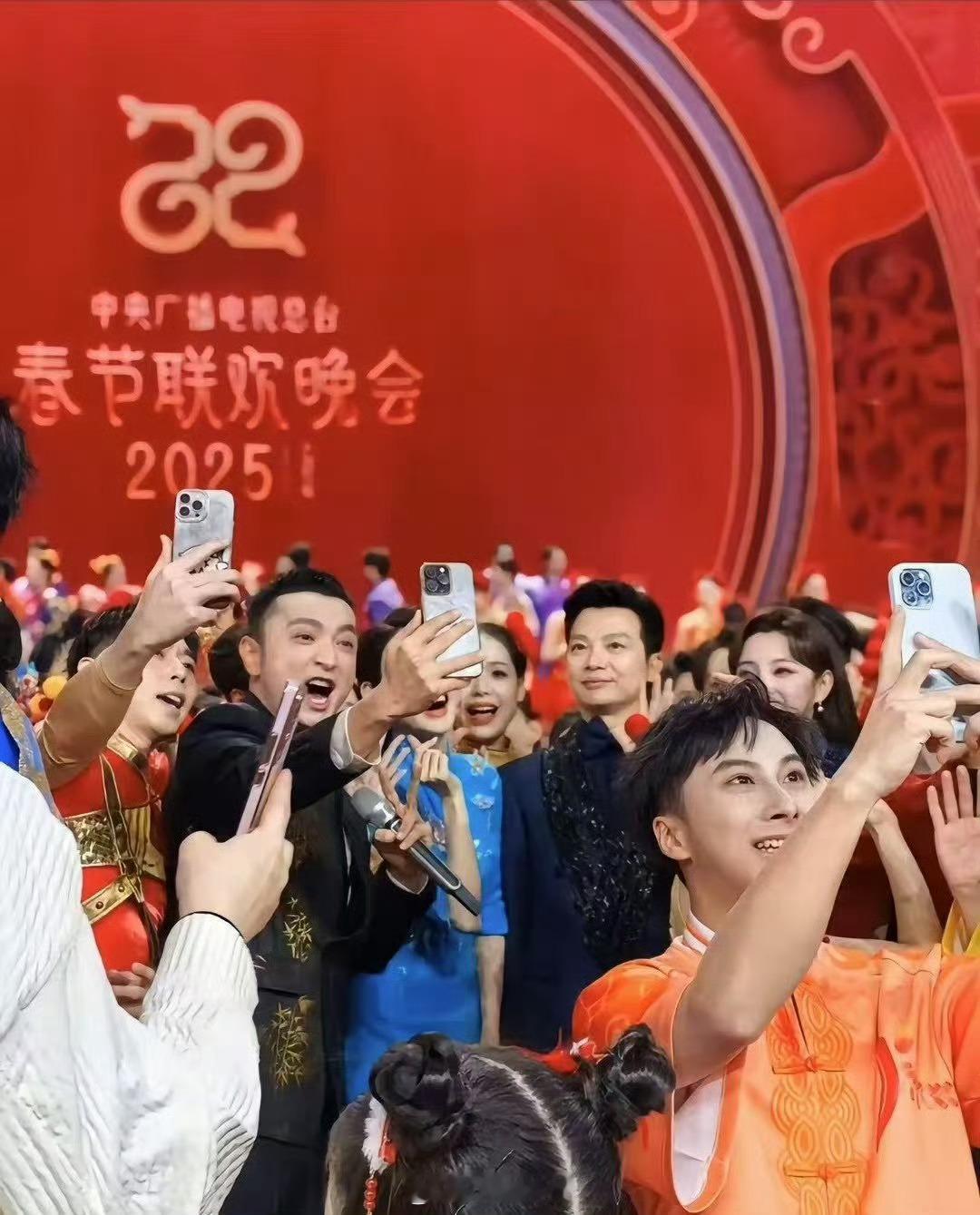大家怎么都在讨论这张图[吃瓜] 