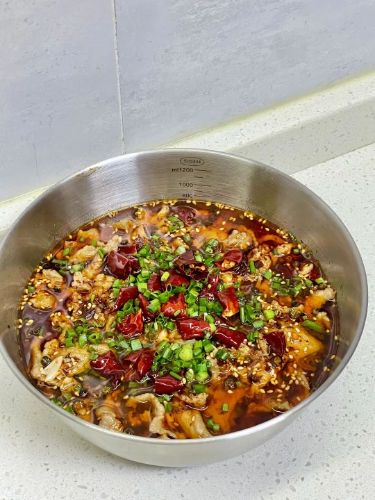麻辣鲜香的水煮肉片，附详细做法～