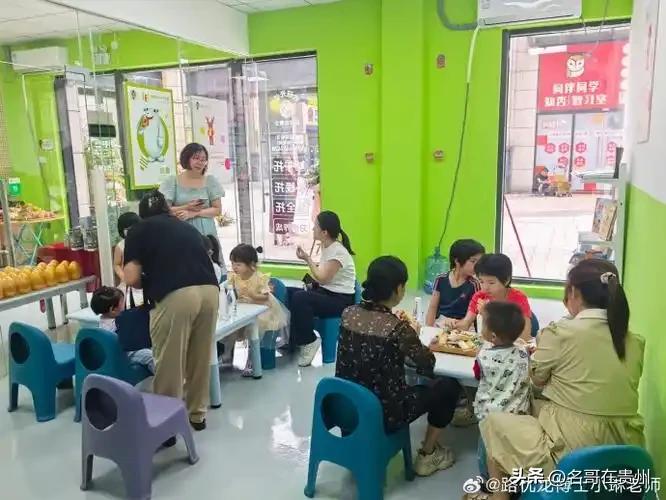 公办园收3岁以下的娃了！双职工家庭终于等到这天！

双职工家庭最怕啥？就是娃不到