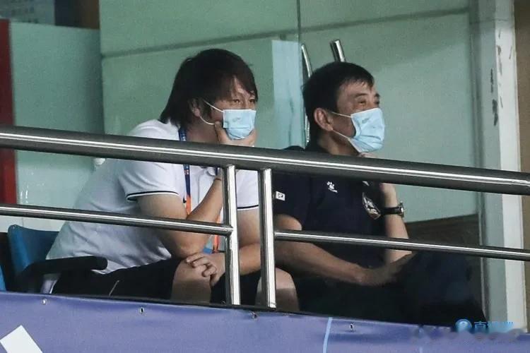 陈戌源涉及贪污30亿，李铁2.7亿，我们球迷有几个疑问——

1，30亿巨款，到