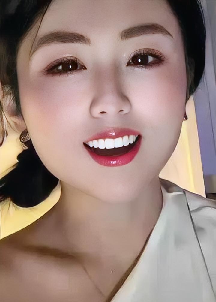 我闺蜜小雯上周哭到我家来，说她终于看清了交往两年的男友。情侣情感治愈 女生情感问