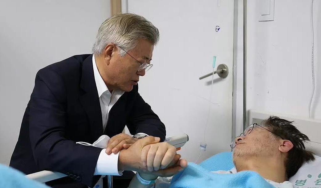 花无百日红，这句话可以用在金建熙身上，同样也适用于李在明身上。

2023年，李