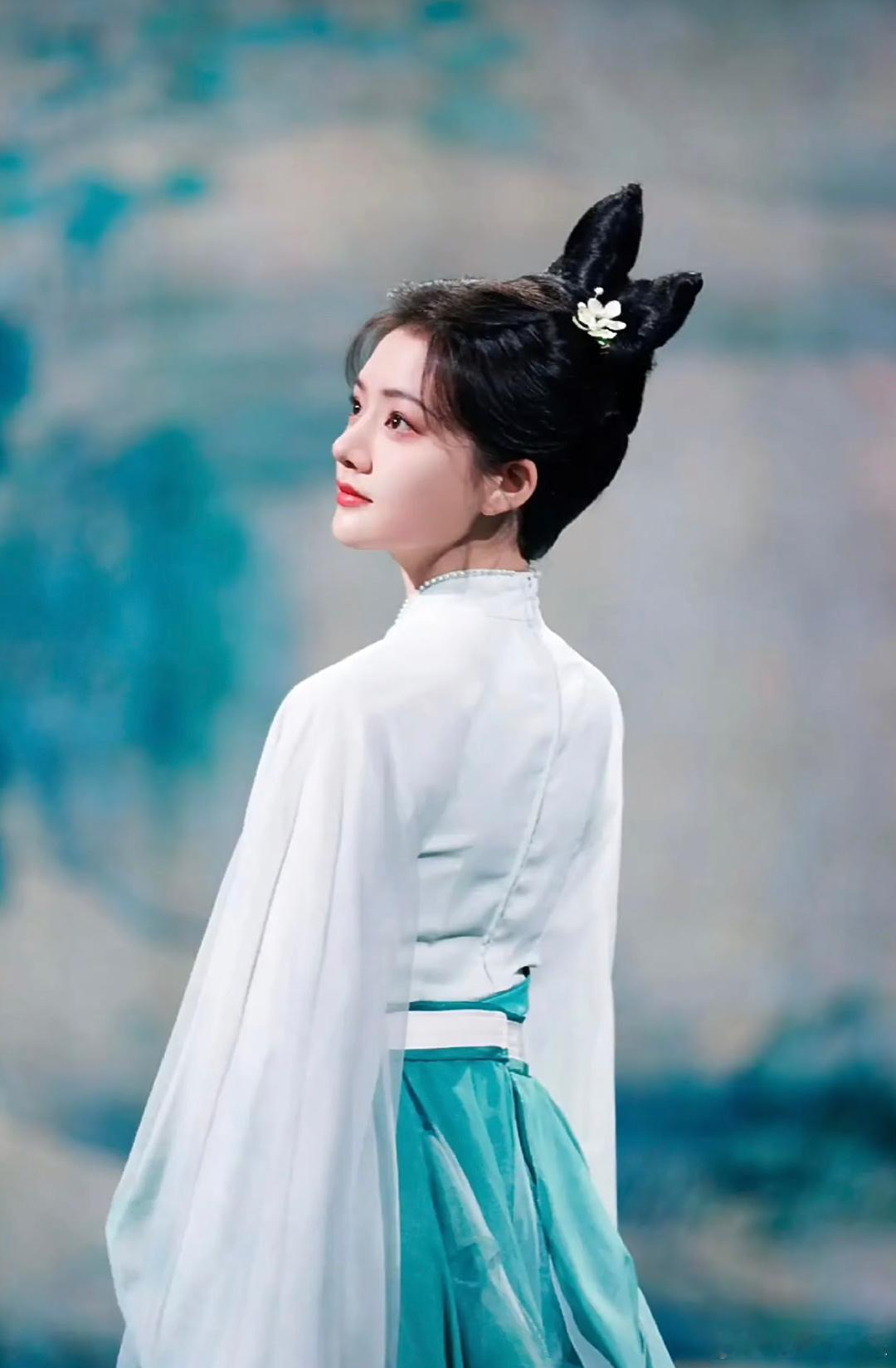 任敏的日常播剧前的营销“她好像真的变美了”。不过，锦绣安宁确实是比她以前剧里好看