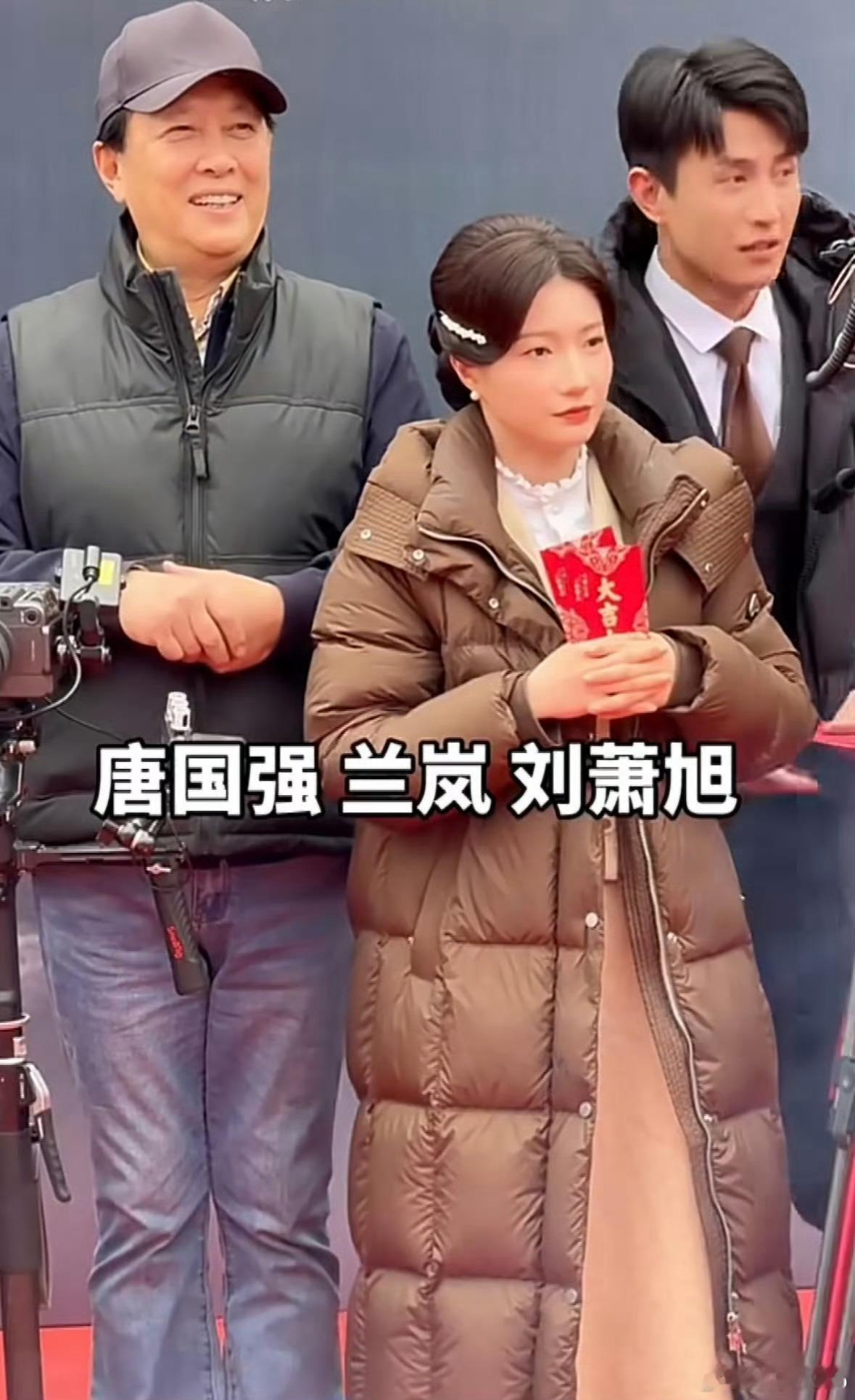 刘晓庆、唐国强、周涛纷纷都去拍短剧了，老艺术家们也没逃过短剧的魔力啊 