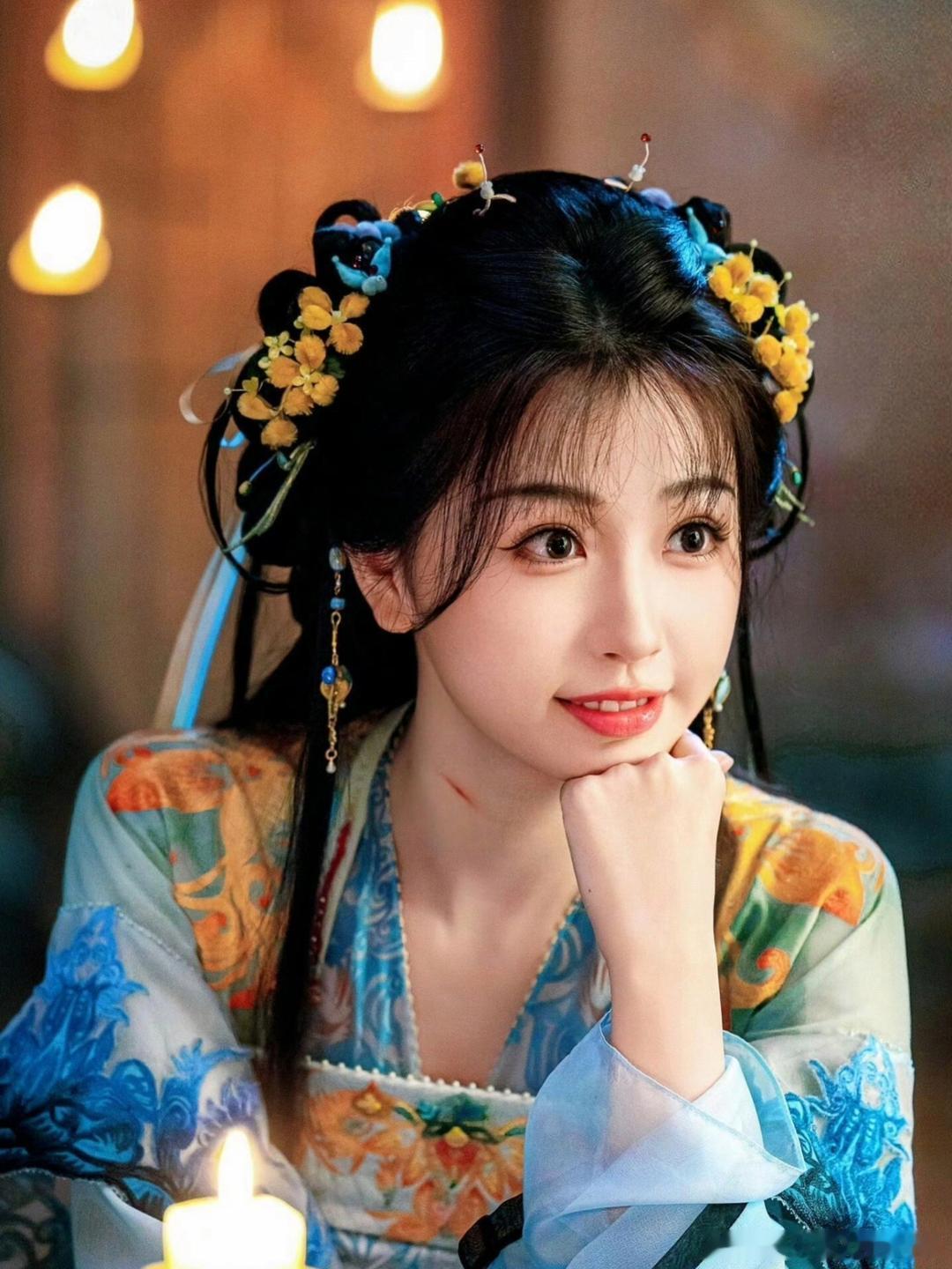 《神仙肉》最新进展来了，网传将于6月20日定妆，主演依然是虞书欣和侯明昊。虽然豆