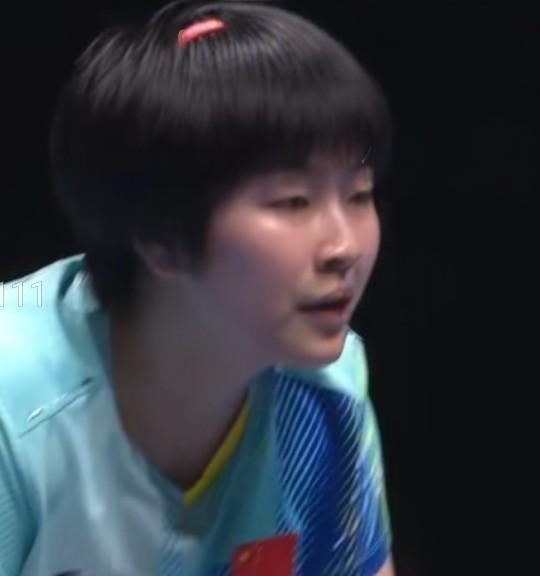 19岁国乒小将覃予萱3-1爆冷淘汰早田希娜，这波属实是“整顿职场”了。前两局直接