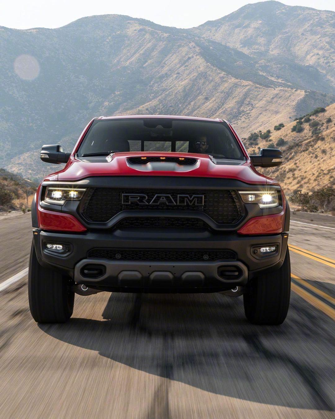 车尚资讯来！说说这是啥车[机智]【来自懂车帝车友圈】