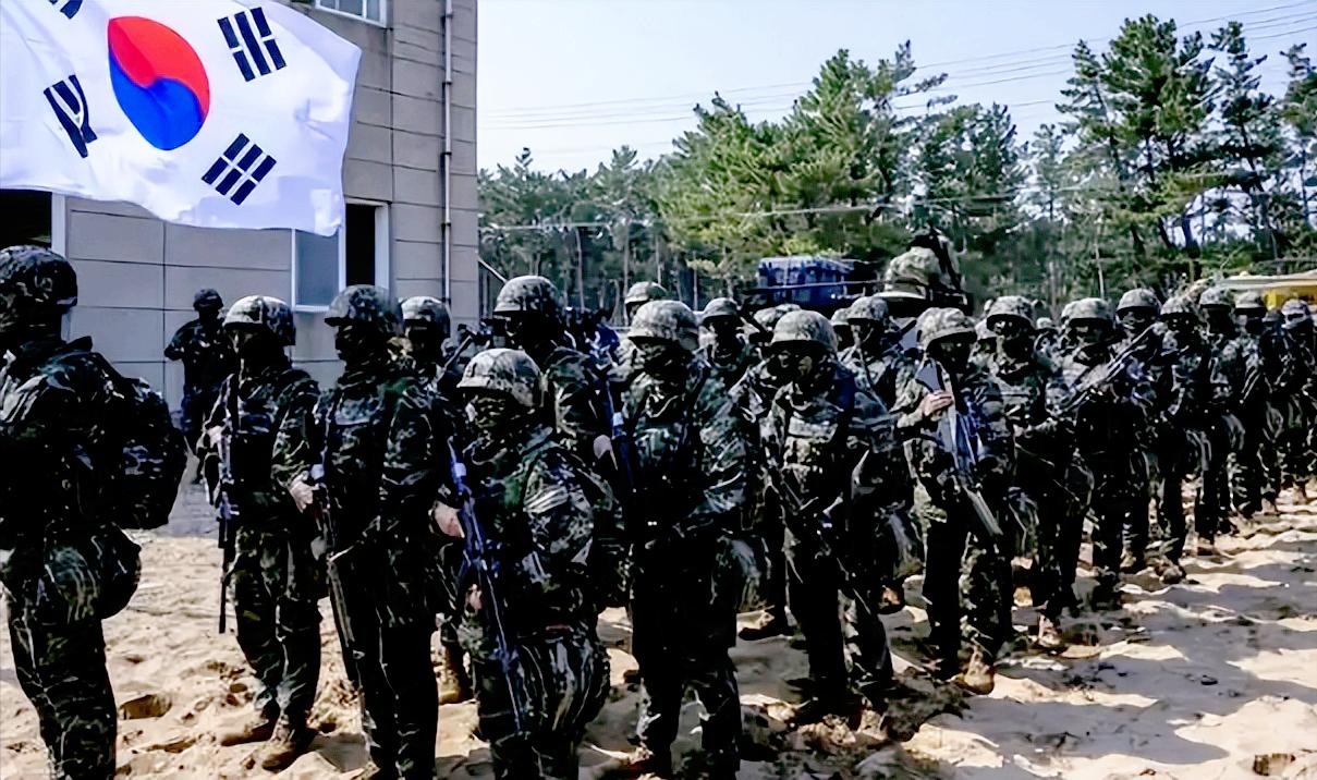 三八线变“缓冲线”了？朝鲜半岛最近有了新动静，说白了就是主动让一步，不跟朝鲜军队