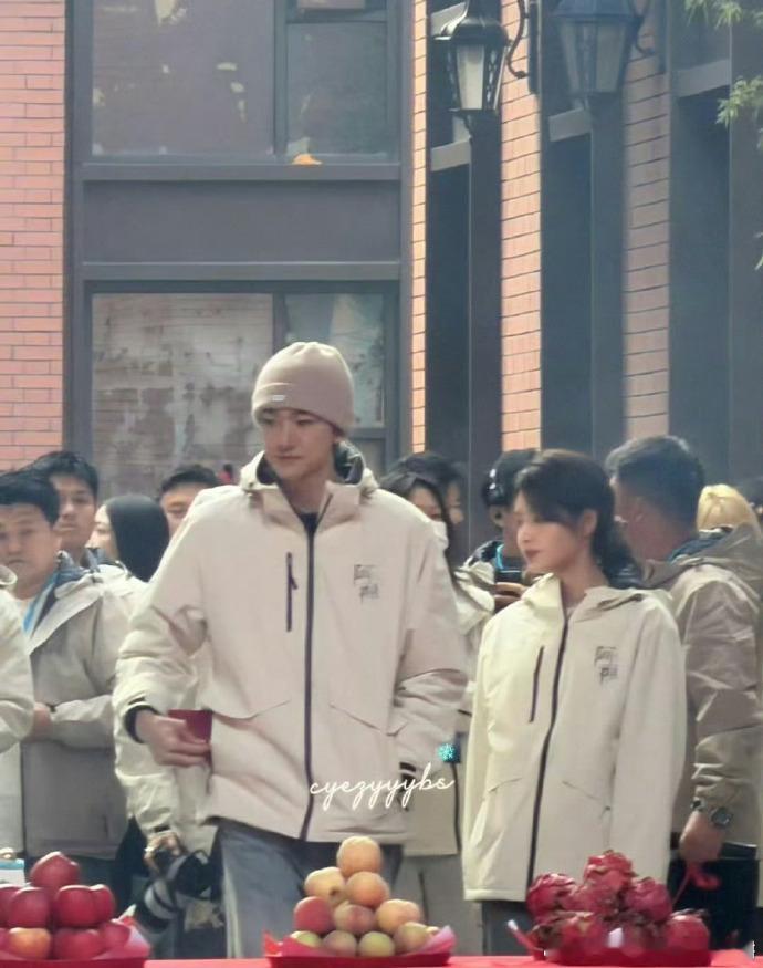 林一艾米阿禅开机 林一艾米的新剧《阿禅》今日开机。 