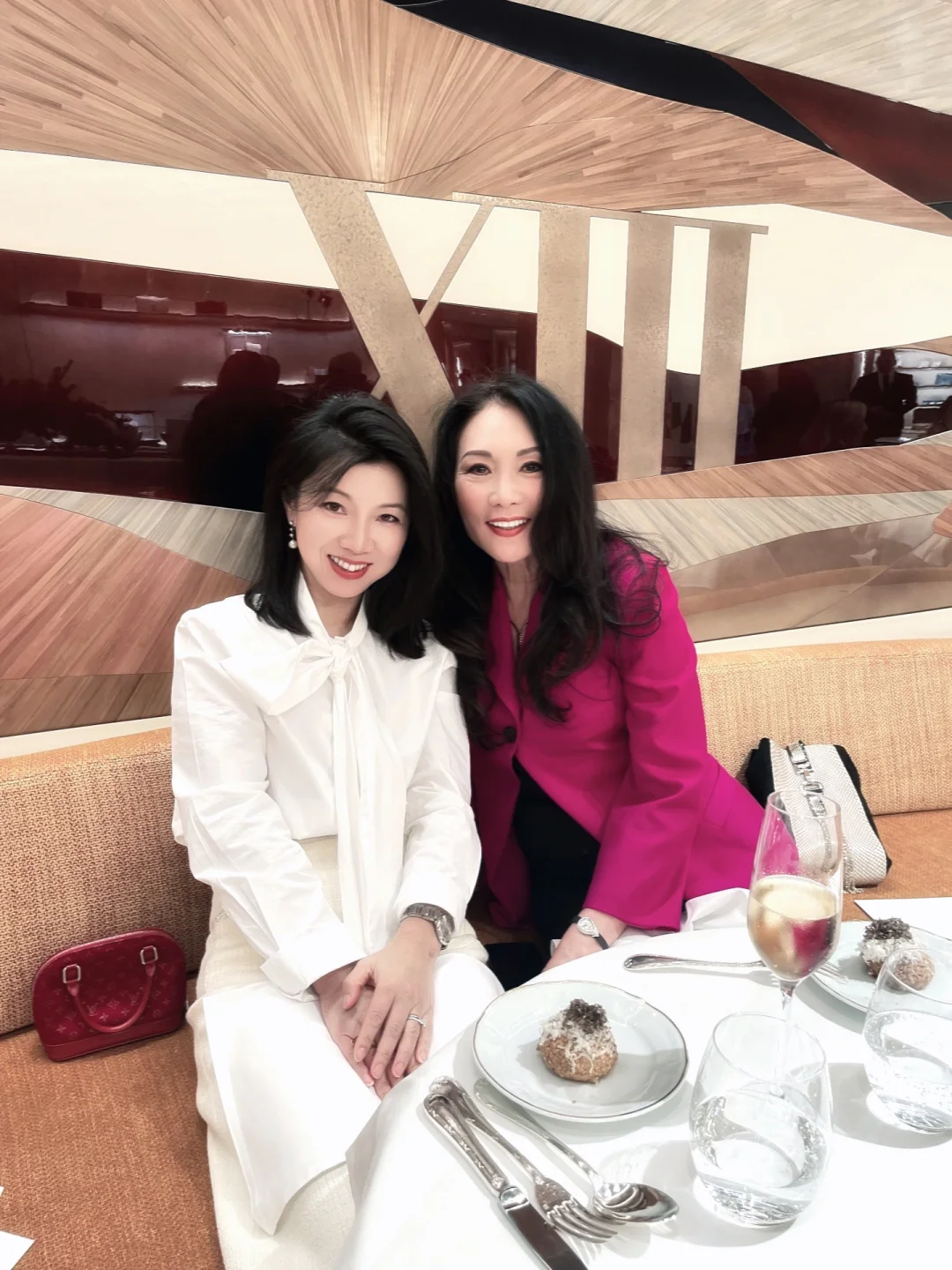 卡地亚圣诞Brunch + 美国客户送破产名牌？！