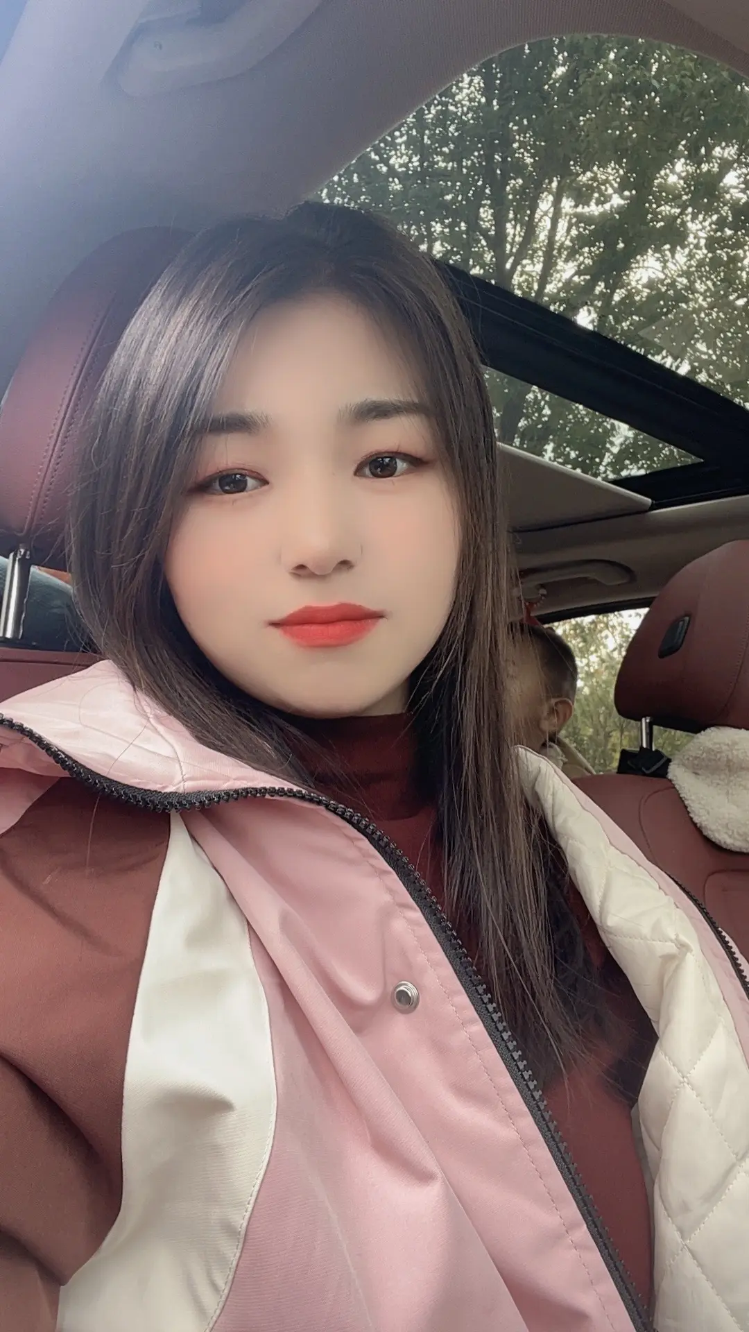 把一切看淡，心就不会那么累了，人其实不需要太多的东西，只要健康的活着...