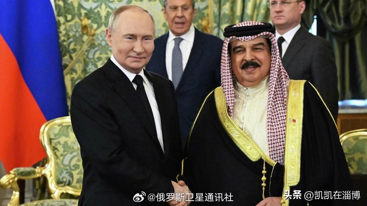 美国想认怂，哪有那么美的事？普京和巴林国王哈马德通了个电话，聊了聊眼下中东那摊子