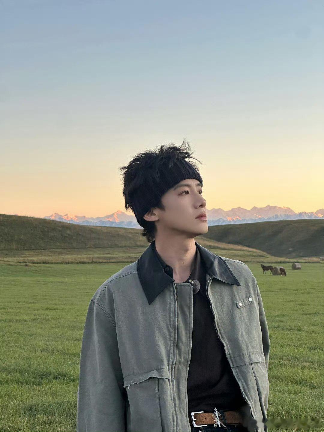 白敬亭365天内眼中的颜色白敬亭足迹 ​看看 ​​​